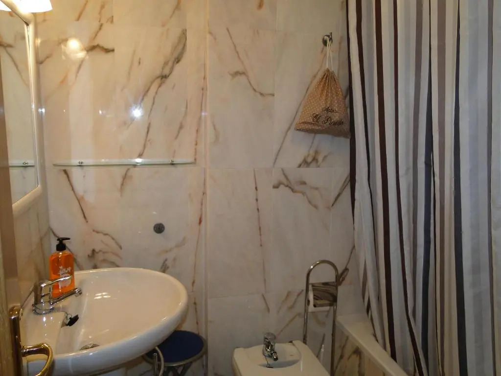 Apartamentos El Pinedo