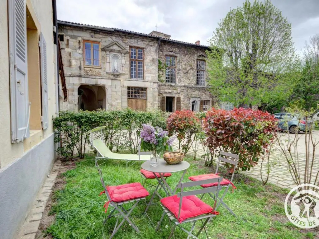 Gîte authentique au cœur du Parc du Pilat, animaux admis - FR-1-496-136