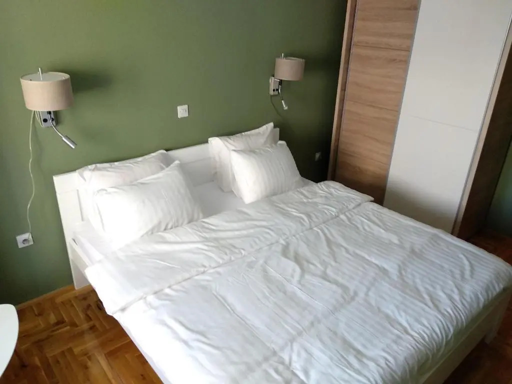 Fushe Kosove Apartments