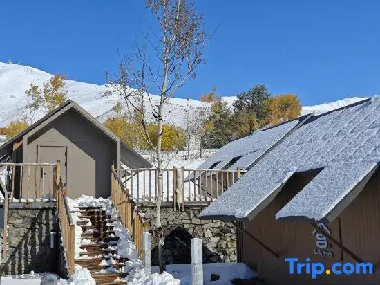 Hemu Sanbaisuo Homestay (Hemu)