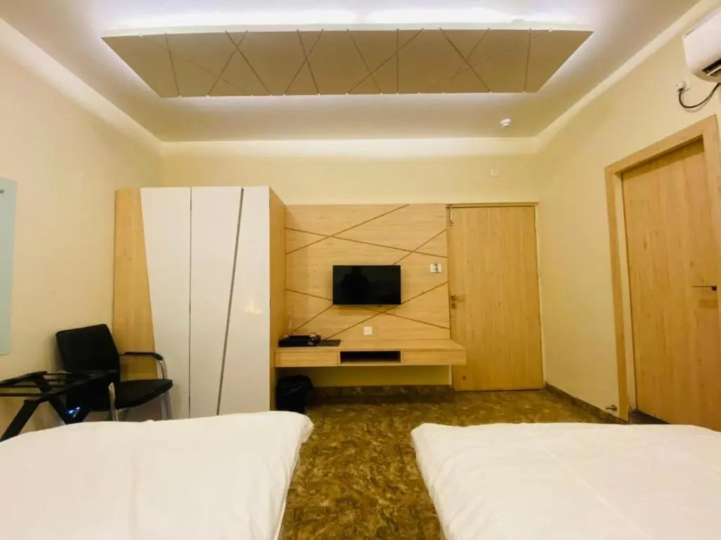 Hotel Vrindavan Palace