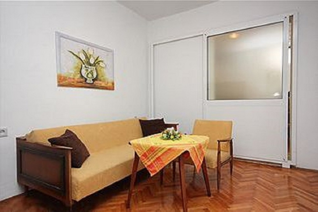 Apartment Marija1 - close to the center: A3 Jelsa, Island Hvar