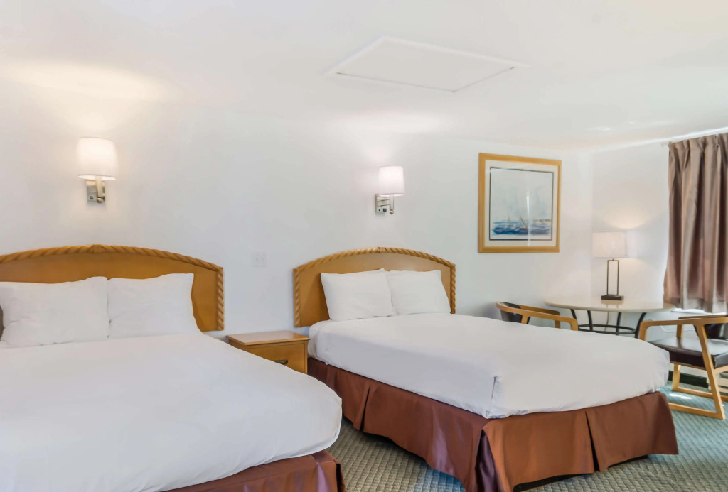 Americas Best Value Inn Hyannis