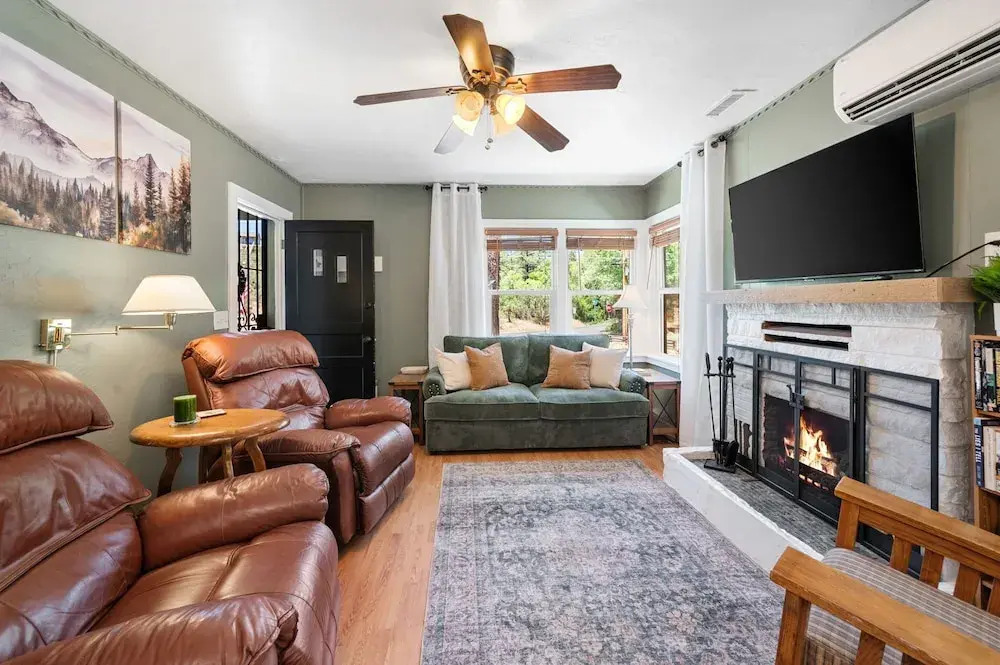 Prescott Mountain Pines Cabin