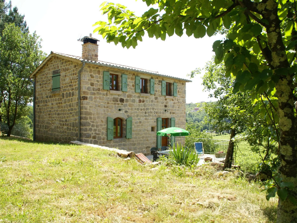 Holiday Home in Les Assions Near Bois de Paiolive