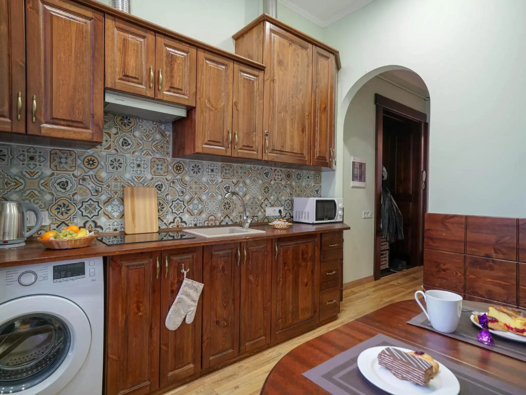Lviv Suites at Shopena st. 4