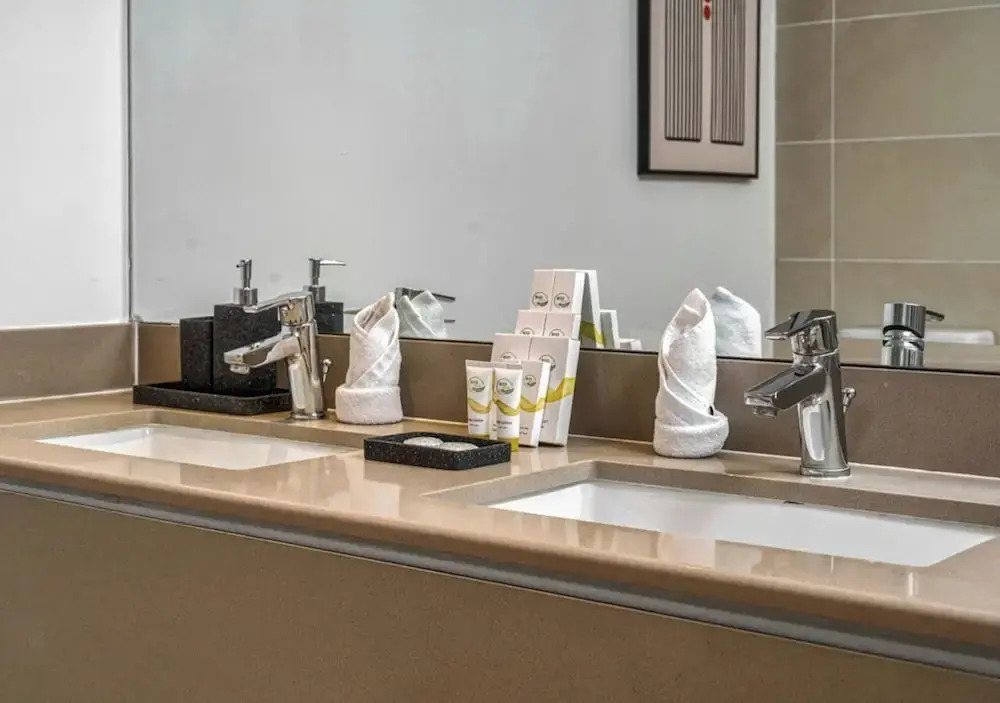 Desert Key - Perfectly Located Yas Island Apartments