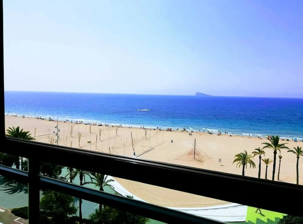 Seafront Poniente Beach Blueline
