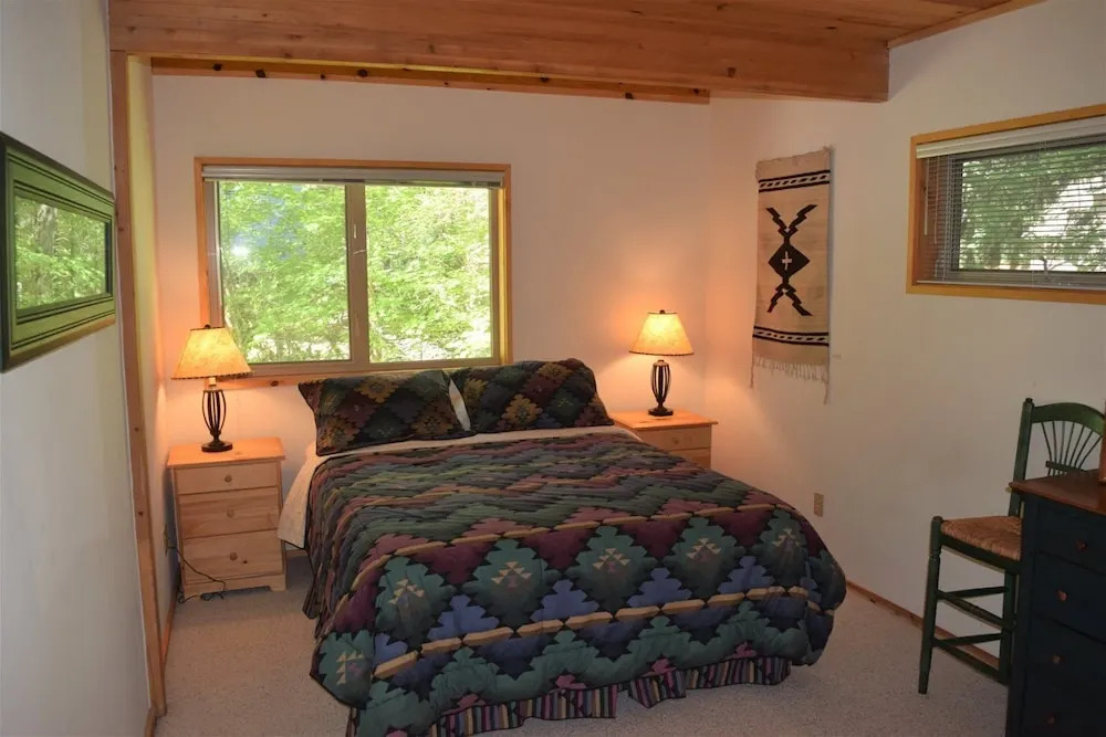 Goat Rocks Retreat