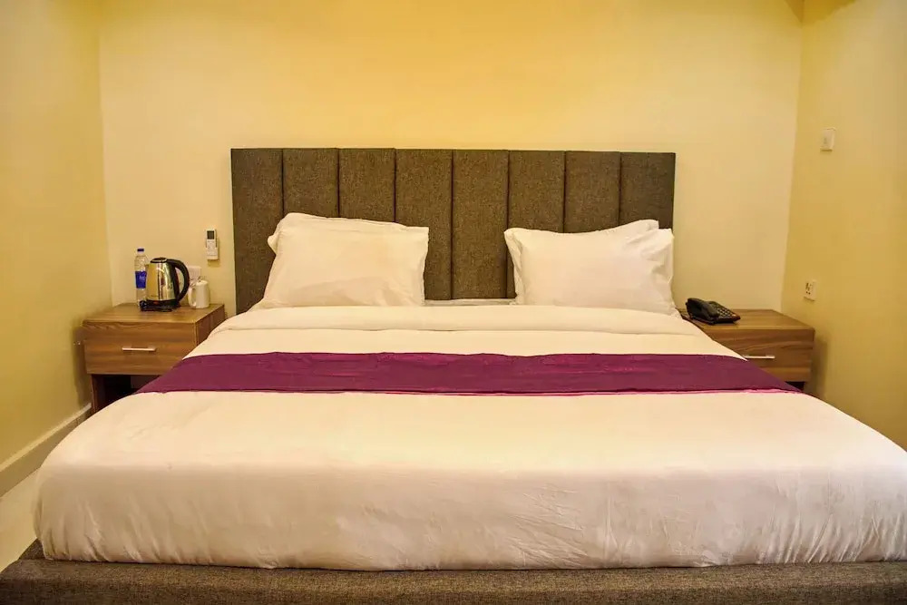 Debayview Hotel