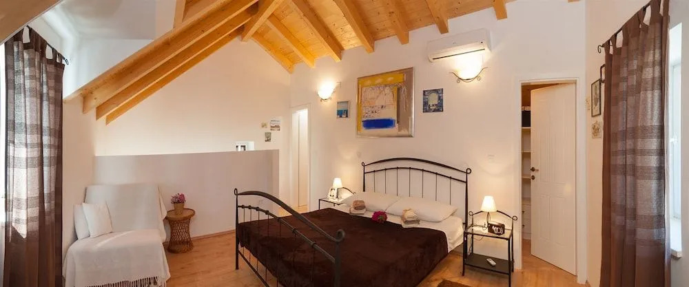 Villa Romantic