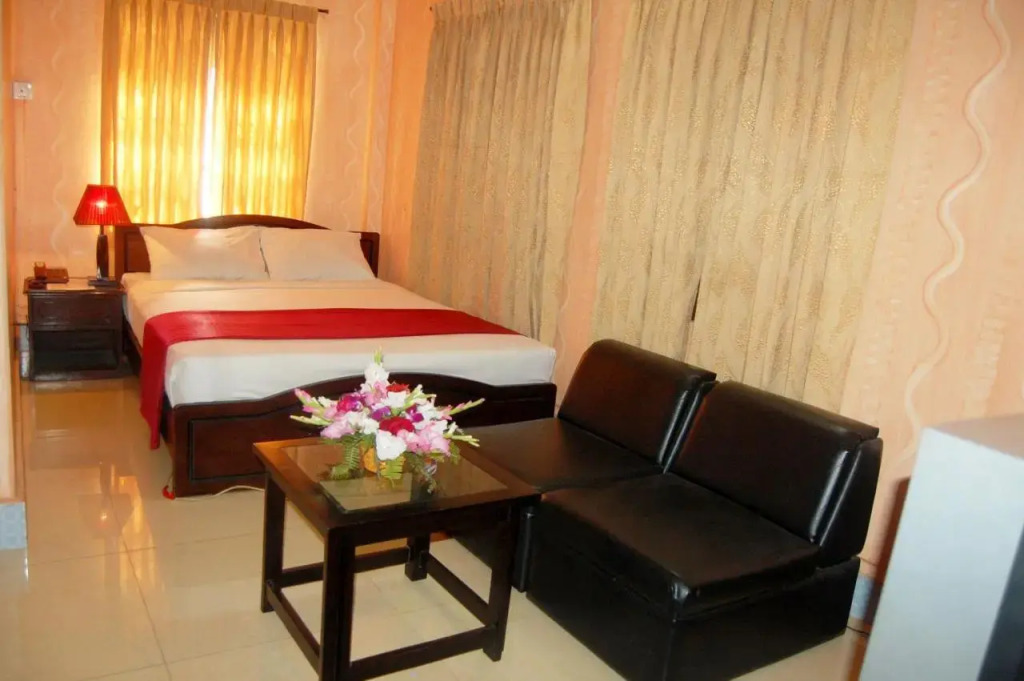 Hotel Swiss Garden International