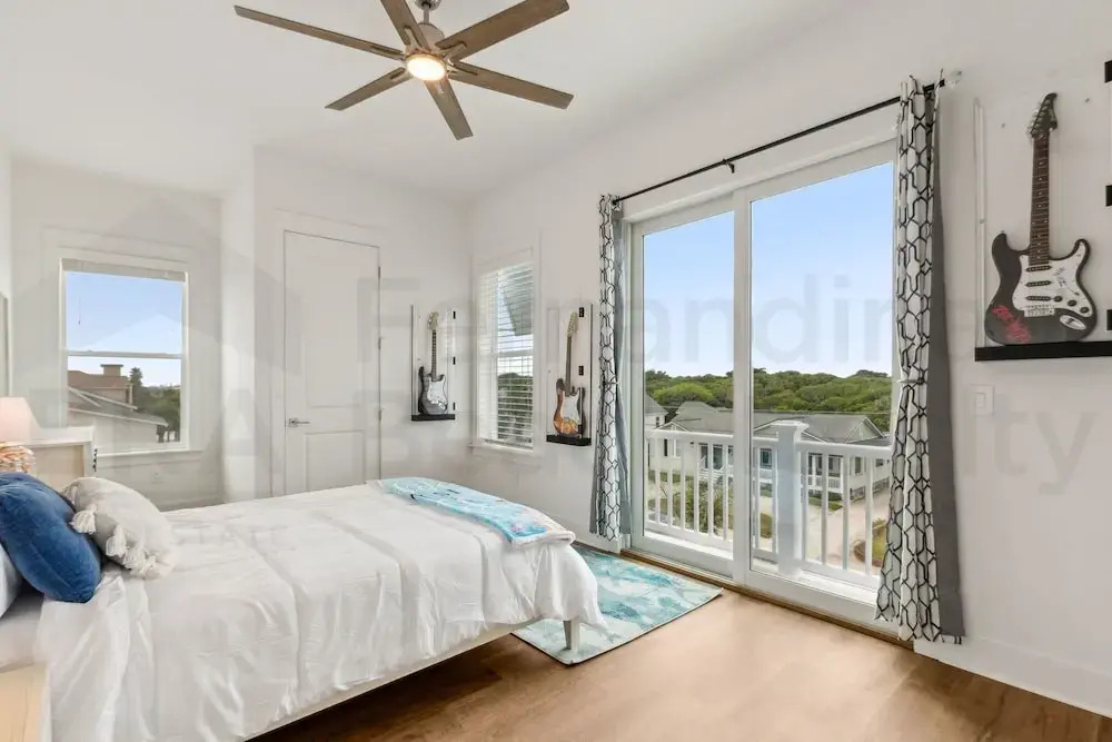 1088 S. Fletcher Ave 5 Bedroom Home