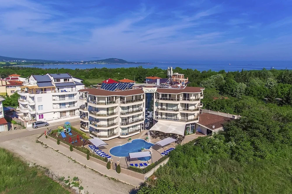 Adena hotel