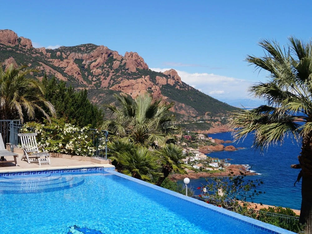 Villa in Anthéor, With Stunning sea Views and Private Swimming Pool