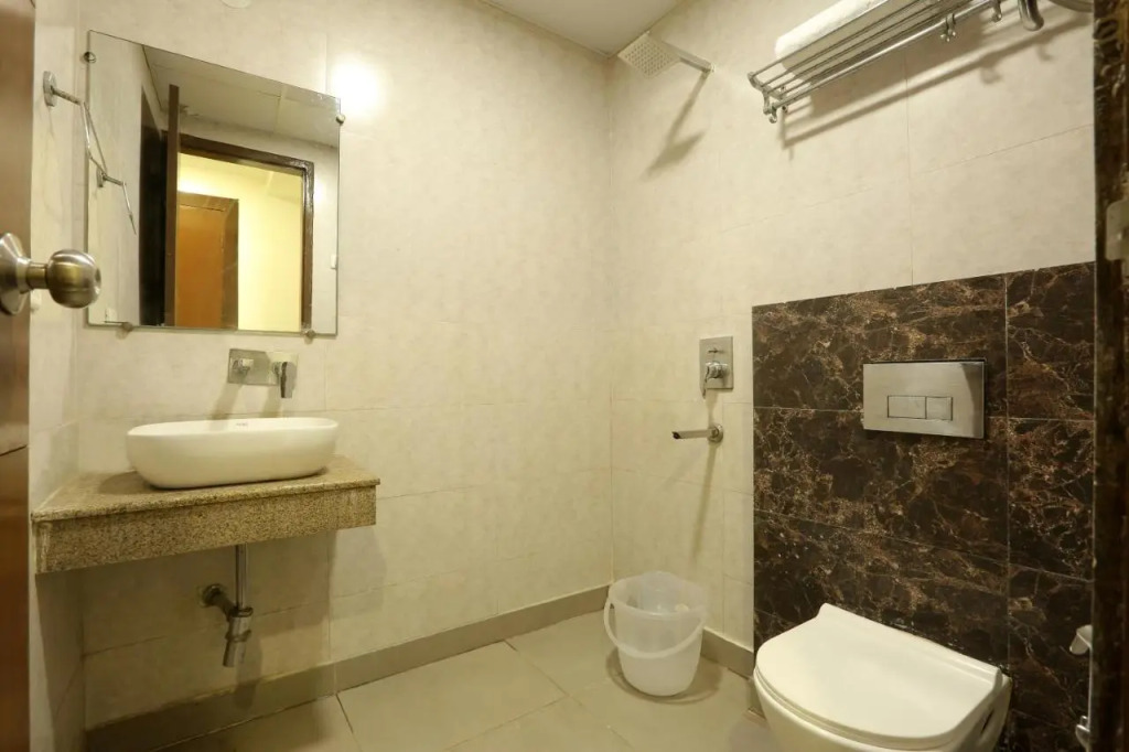 Hotel Qualia Suites at Delhi Airport