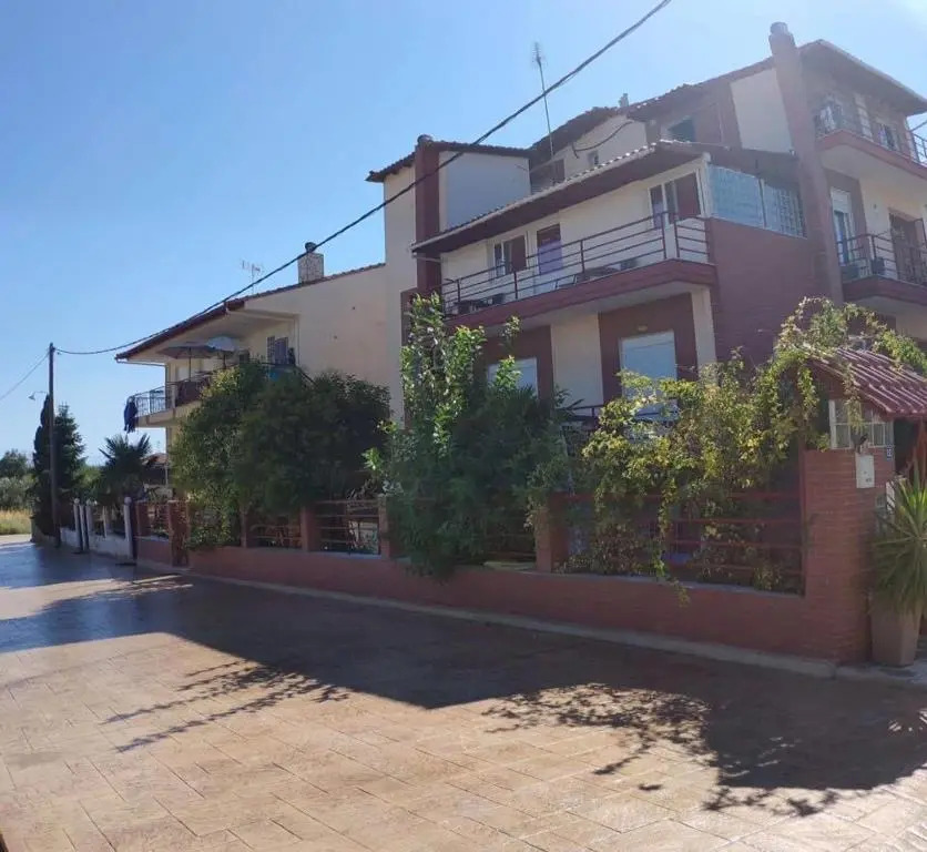 Blue Moon Apartments