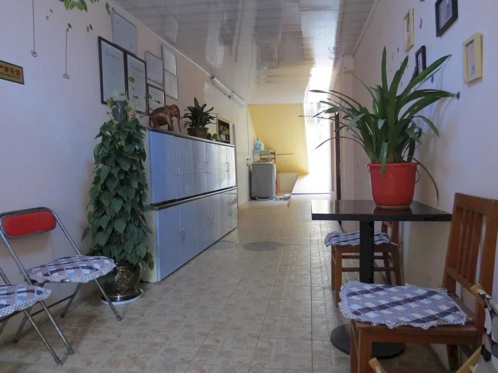 Denghua Inn