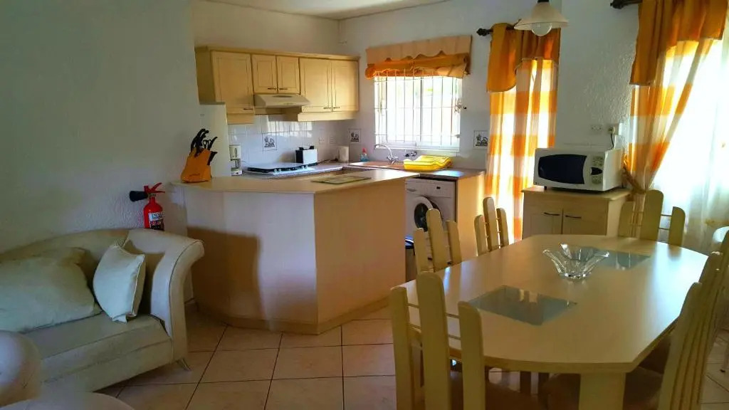 Les Orchidées Complex, 2 bedroom, Flic en Flac