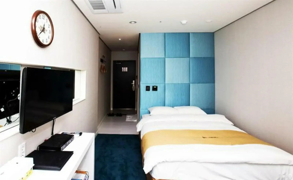 Homers Hotel