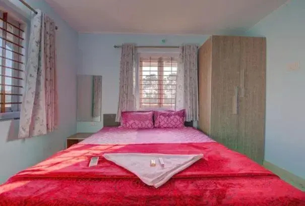 Mamta Bungalow 7BHK