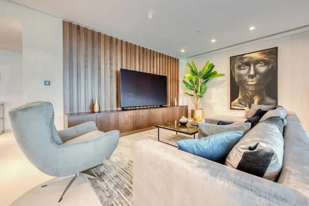 Ultra Luxurious 4 Bed Apartment