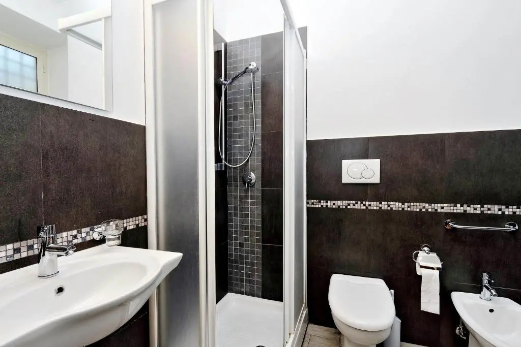 Cozy Apartment Fabia 300 mt from Colosseum