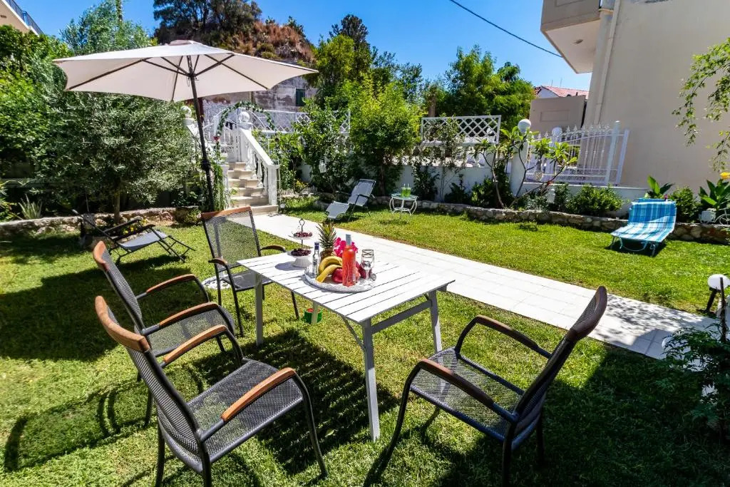 Evi'S Afandou Suites 2