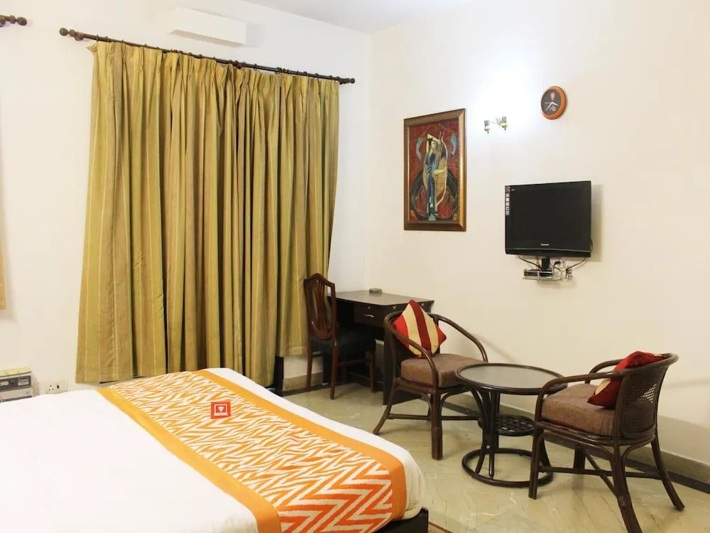 Oyo 2256 Hotel Excellency