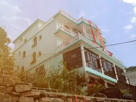 Weilan Seaside Hostel