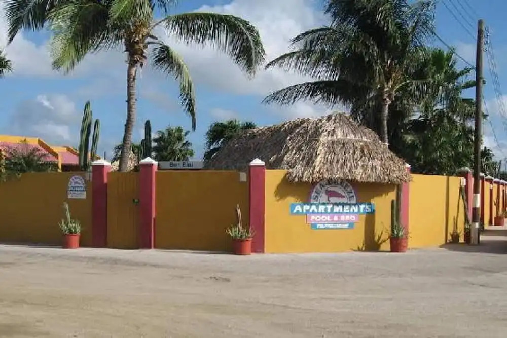 Sea Breeze Ocean, Studio 5 at Mangel Halto Beach