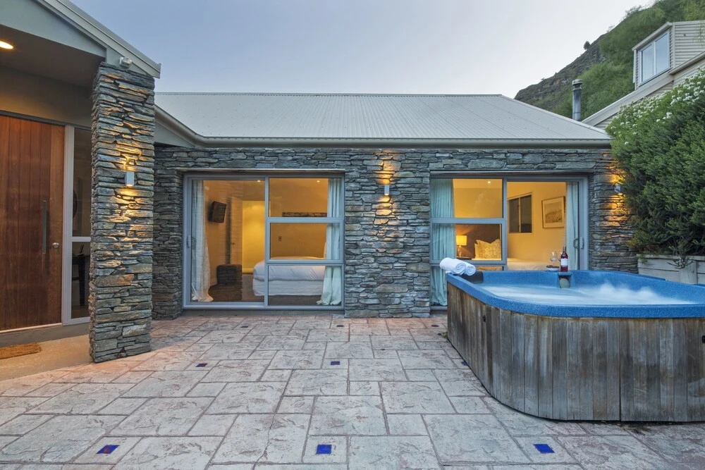 Riverview Retreat Holiday Home by MajorDomo