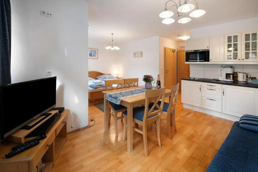 Haus Lowe Apartment Erdgeschoss 1