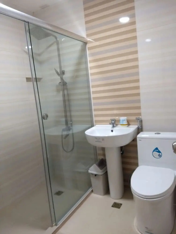 OYO 848 Dona Aurora Condotel