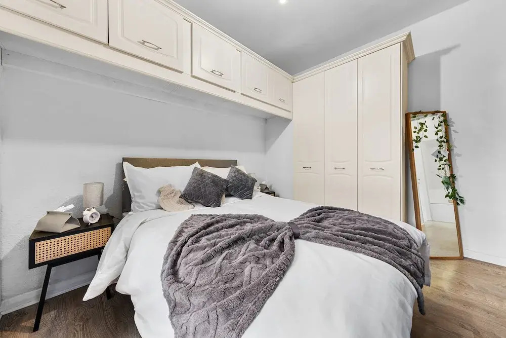 Elegant 1 Bdr Flat in Goodmayes w Free Parking