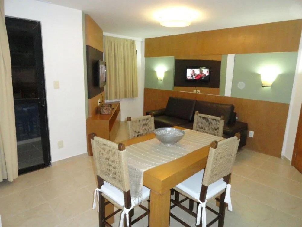 Aconchegantes Flats, 1 e 2 qtos, em Ponta Negra