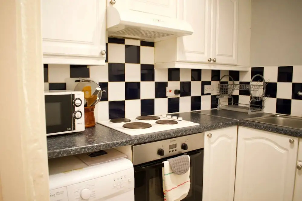 1 Bedroom Flat Next To Leith Links