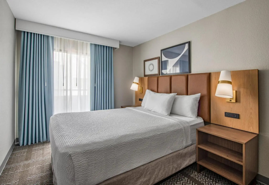 Staybridge Suites Oxnard - River Ridge by IHG