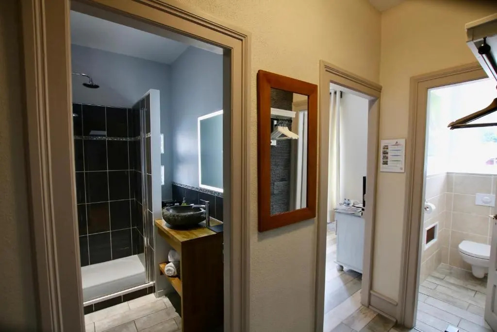 LES ÉCRINS - B&B with jacuzzi