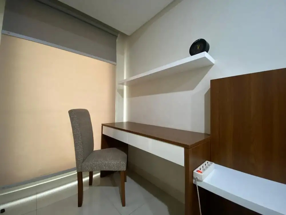 New And Homey Studio Apartment At Warhol (W/R) Residence