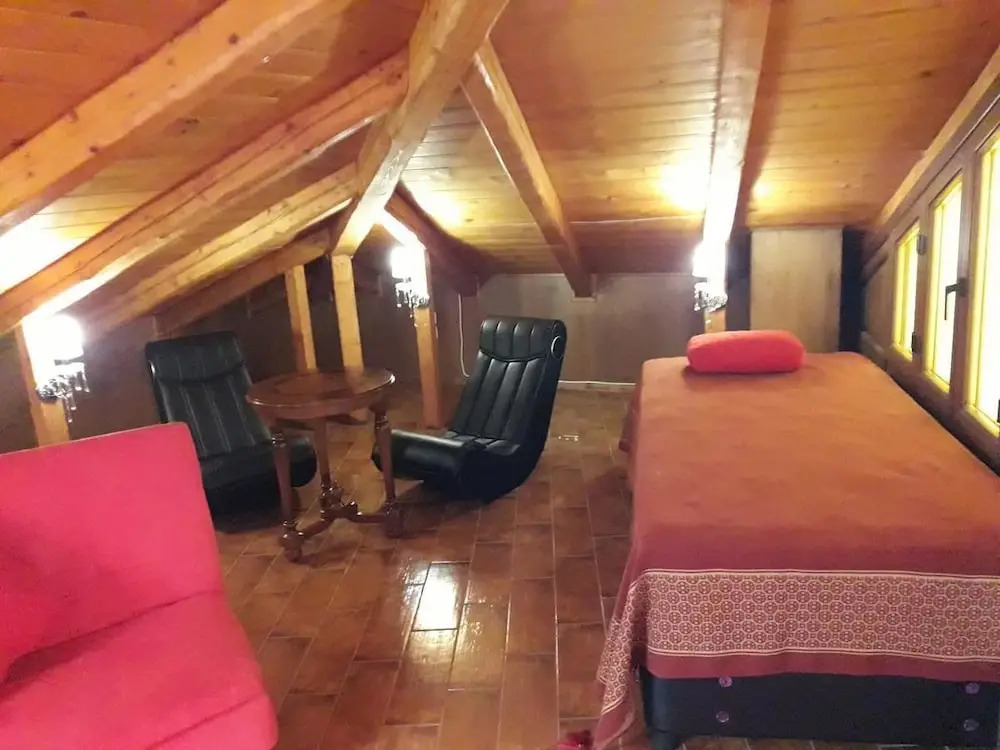 Delphi Paradise Apartments