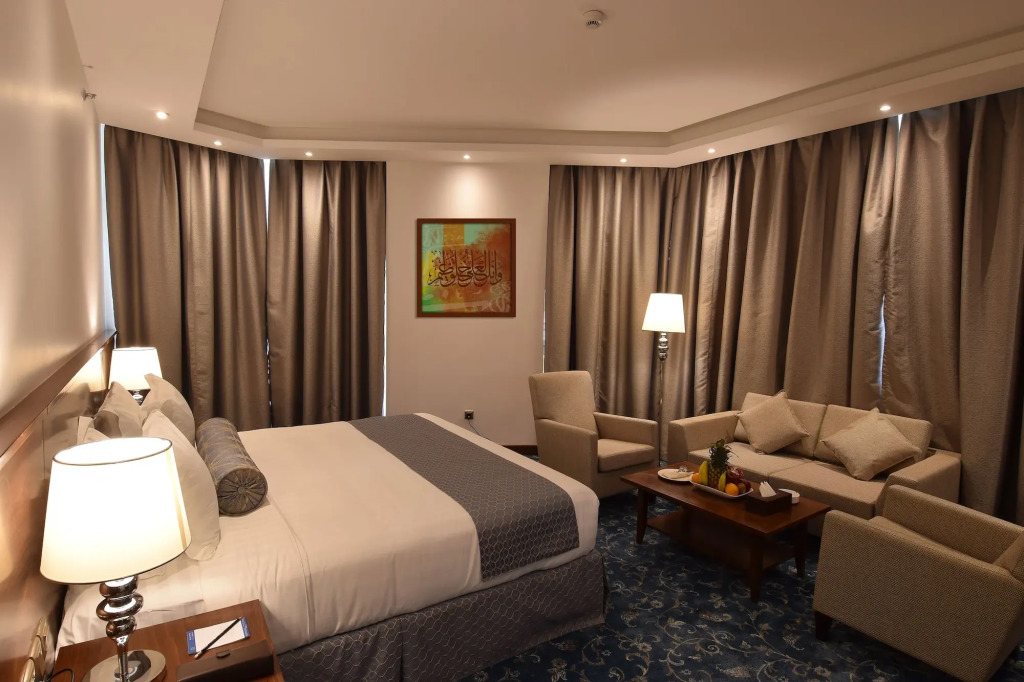 Zaha Al Munawara Hotel