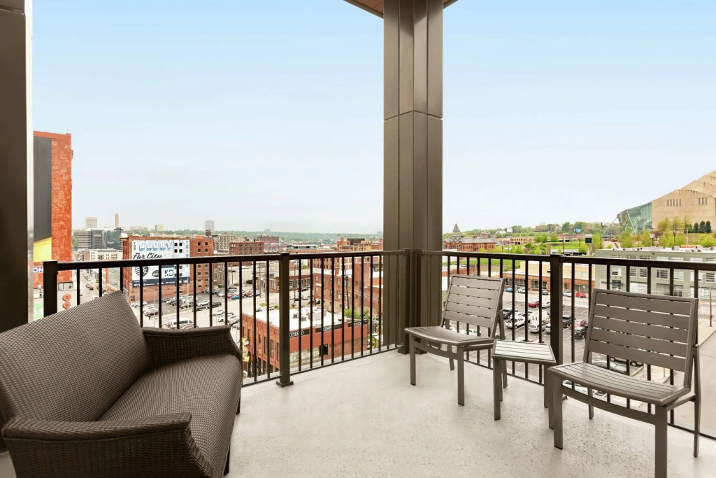 Hampton Inn Suites Kansas City Downtown Crossroads