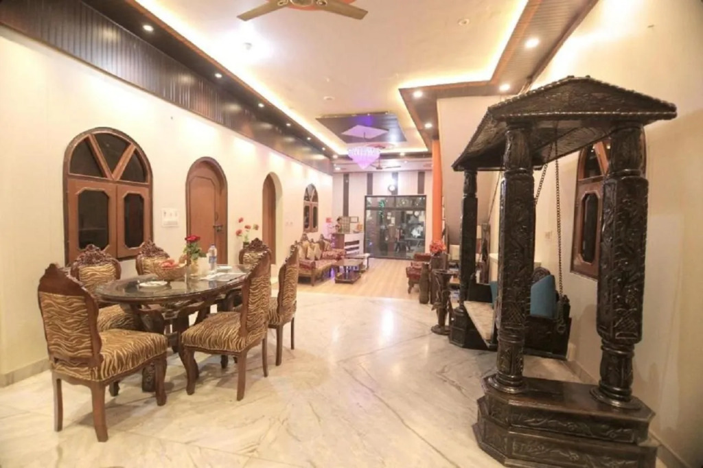 Hotel Rashmi Agra