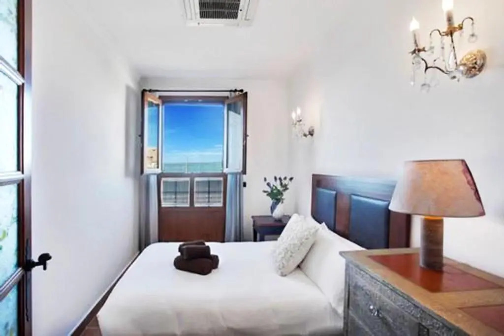 3 bedrooms villa with sea view enclosed garden and wifi at Los Realejos 3 km away from the beach