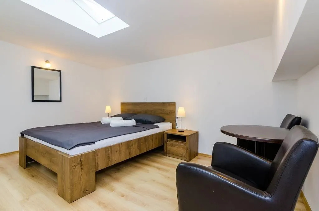 Rooms Baza