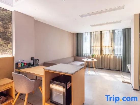 TRUE GO Hotel (Shenzhen University Daxin Station)