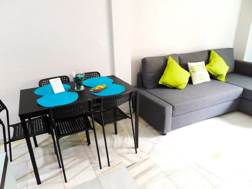 ENJOY Apart. Centro y Playa Cervantes