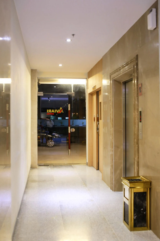 Aviari Hotel