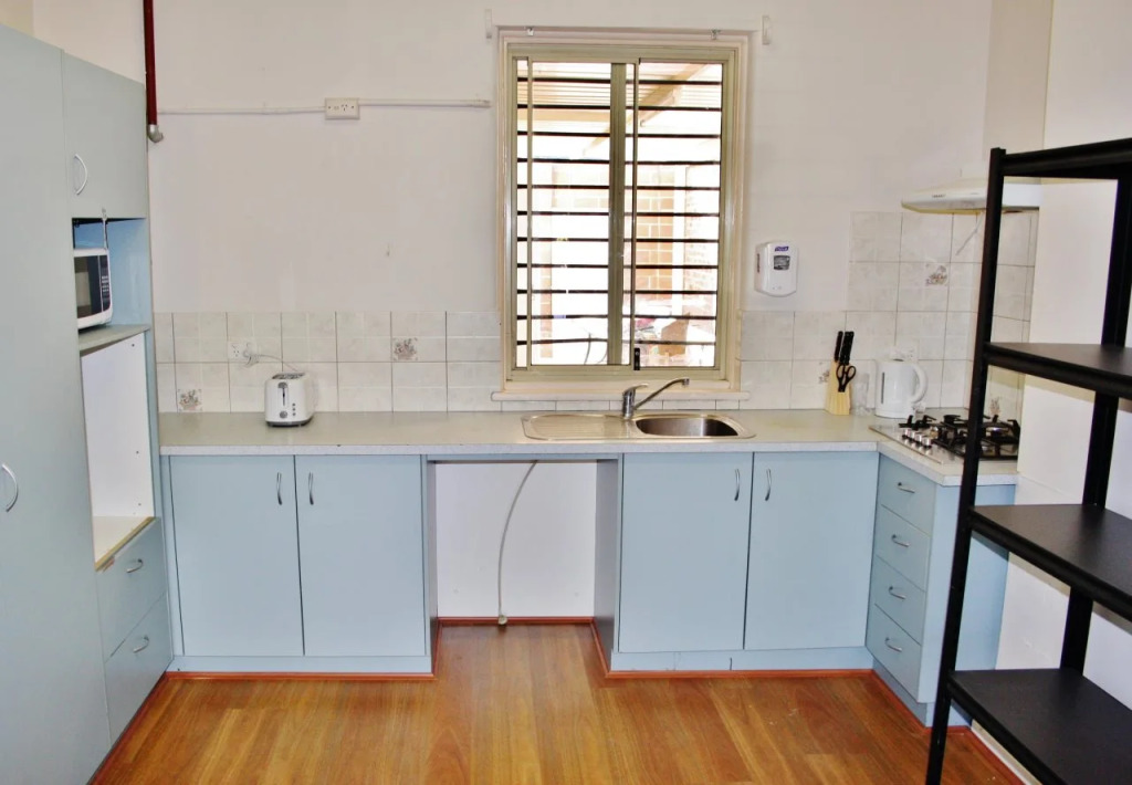 The Hive Hostel - Traveler Friendly, Passport Only